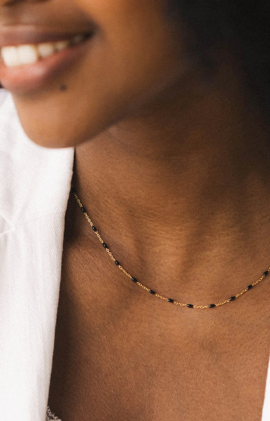 Bougie parfumée - Fleur de thé - Collier acier inoxydable doré & noir - 200 g - Image 3